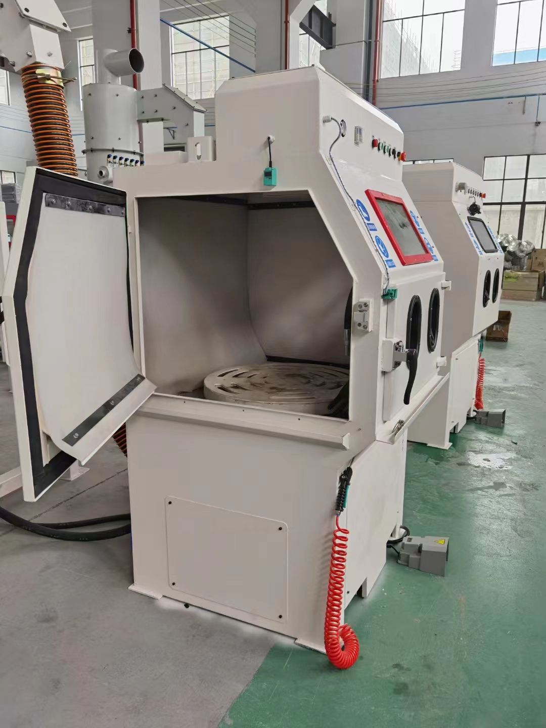 六安移动式抛丸机的工作原理?